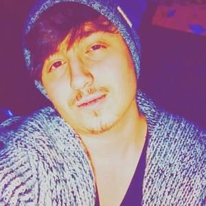 Meet your Posher, Logan